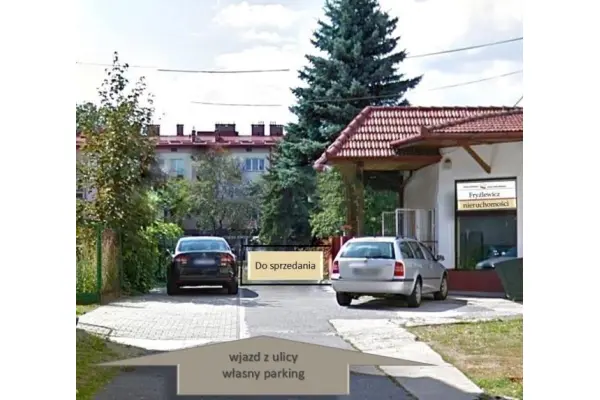 Nowy Sącz, obiekt przy głównej ulicy Nowego Sącza