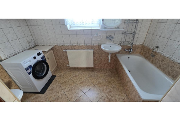 Nowy Sącz, Chełmiec, Nowy Sącz - dom na działce 10 ar w Chełmcu