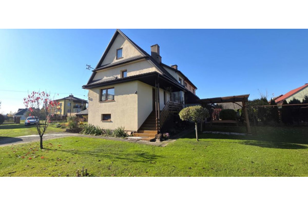 Nowy Sącz, Chełmiec, Nowy Sącz - dom na działce 10 ar w Chełmcu