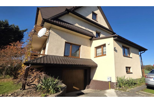 Nowy Sącz, Chełmiec, Nowy Sącz - dom na działce 10 ar w Chełmcu